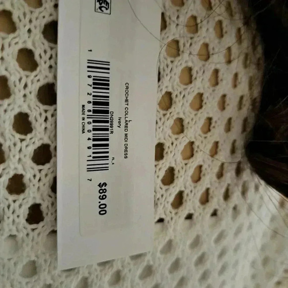 Steve Madden short sleeve open knit midi dress, ivory/white size large - Picture 8 of 9